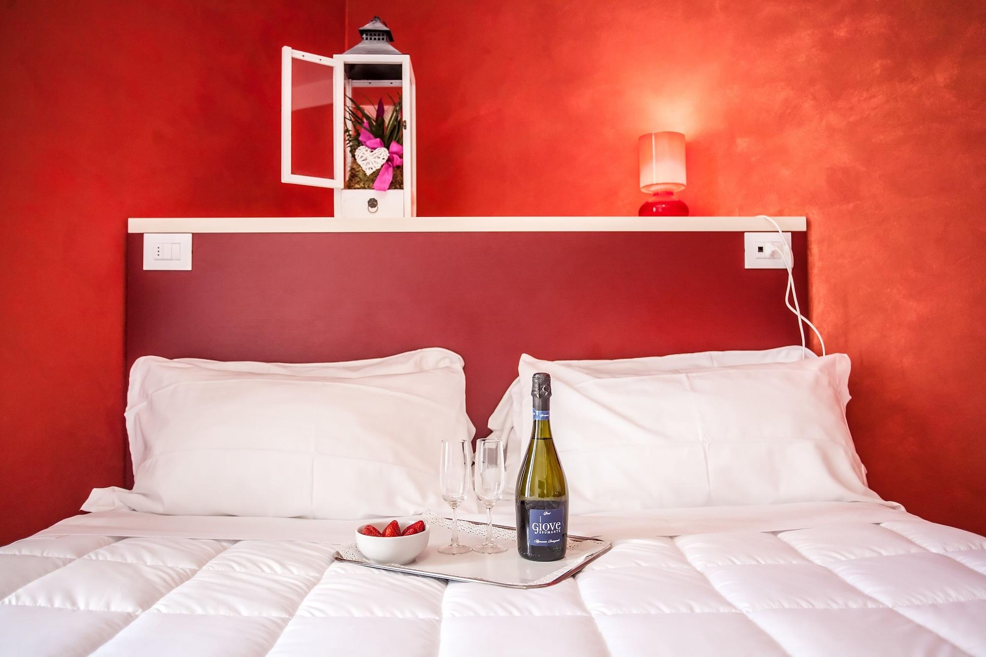 Hotel Oceanomare Punta Marina Extérieur photo